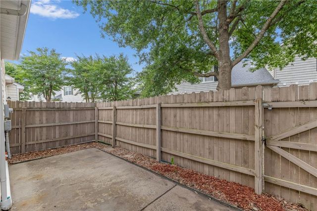 1513 Longparish WAY, Chesapeake, VA 23320