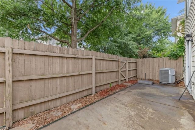1513 Longparish WAY, Chesapeake, VA 23320
