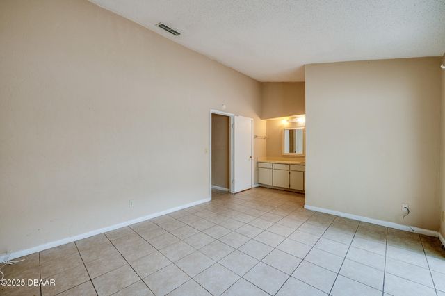 26 Arbor Lake Park, Ormond Beach, FL 32174