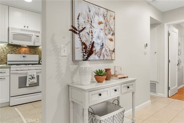 2172 Biscayne, Costa Mesa, CA 92627