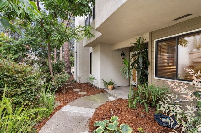 2172 Biscayne, Costa Mesa, CA 92627