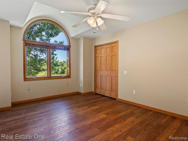 3292 W Sutton Road, Lapeer, MI 48446