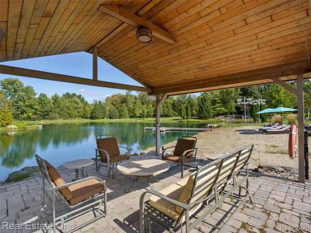 3292 W Sutton Road, Lapeer, MI 48446