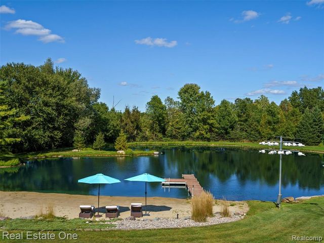 3292 W Sutton Road, Lapeer, MI 48446