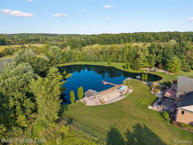 3292 W Sutton Road, Lapeer, MI 48446