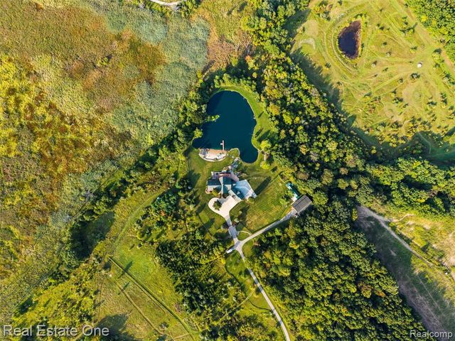 3292 W Sutton Road, Lapeer, MI 48446