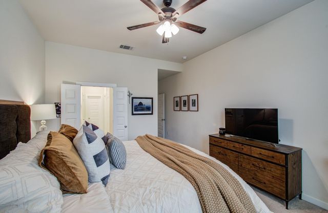 7111 Pondhawk Drive, Katy, TX 77493