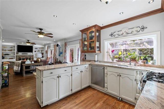 520 Niagara Circle, Johns Creek, GA 30022