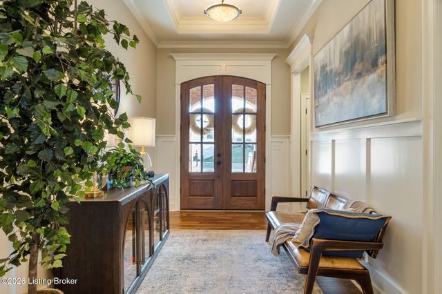 111 Locust Park Pl, Louisville, KY 40245