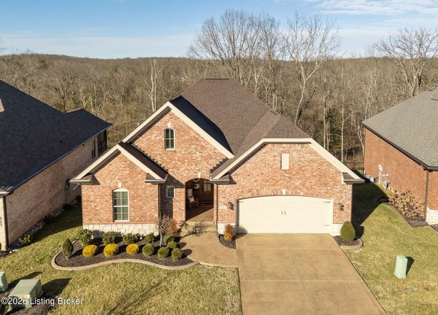 111 Locust Park Pl, Louisville, KY 40245