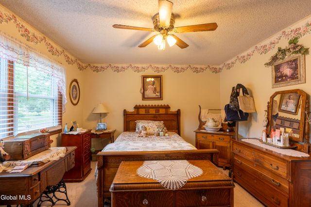 12 Rip Van Lane, Ballston Spa, NY 12020