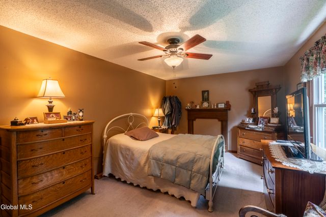 12 Rip Van Lane, Ballston Spa, NY 12020