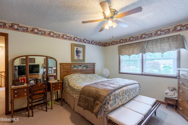 12 Rip Van Lane, Ballston Spa, NY 12020