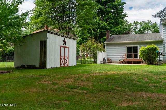 12 Rip Van Lane, Ballston Spa, NY 12020