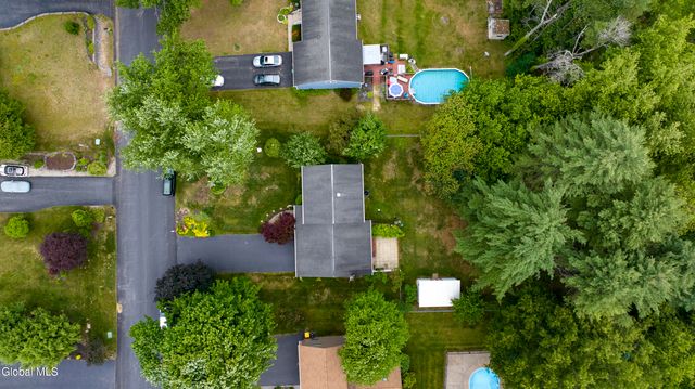 12 Rip Van Lane, Ballston Spa, NY 12020