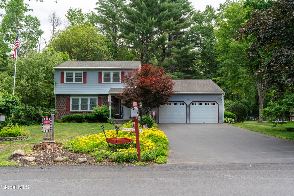 12 Rip Van Lane, Ballston Spa, NY 12020