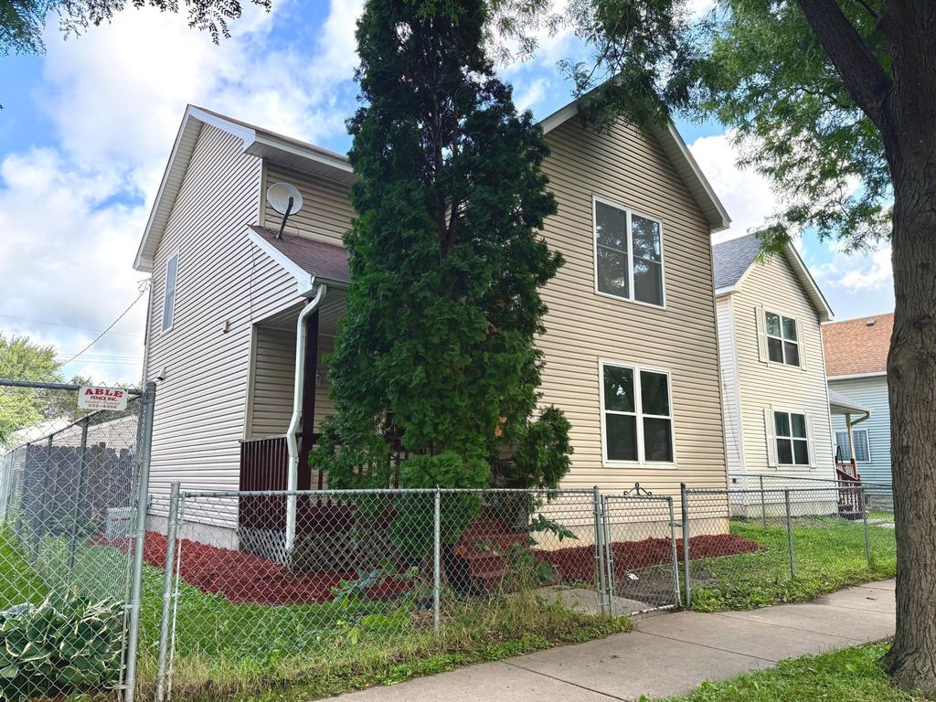 465 Edmund Avenue, Saint Paul, MN 55103