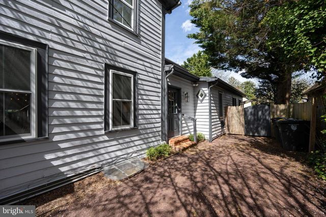 211 W 4TH ST, Lewes, DE 19958