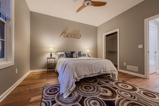 190 E Gay Street, G8, Columbus, OH 43215