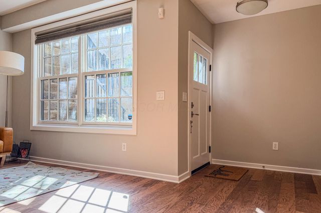 190 E Gay Street, G8, Columbus, OH 43215