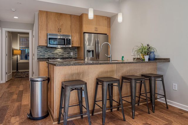 190 E Gay Street, G8, Columbus, OH 43215