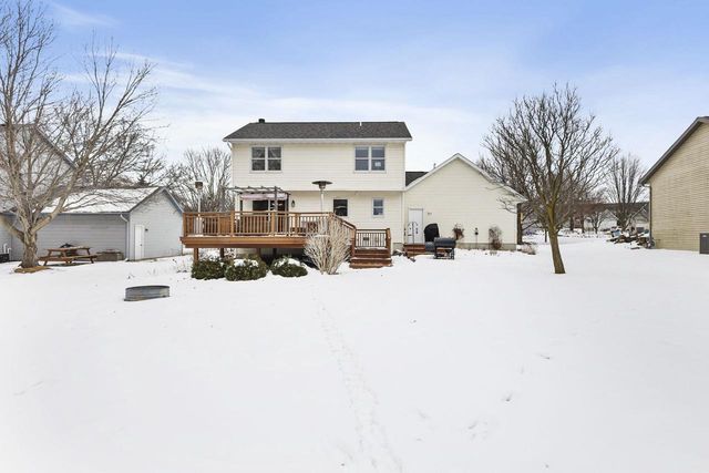 550 N Heatherstone Drive, Sun Prairie, WI 53590