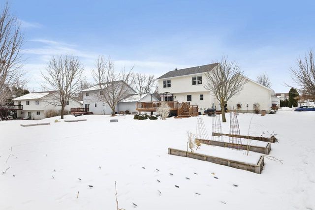 550 N Heatherstone Drive, Sun Prairie, WI 53590