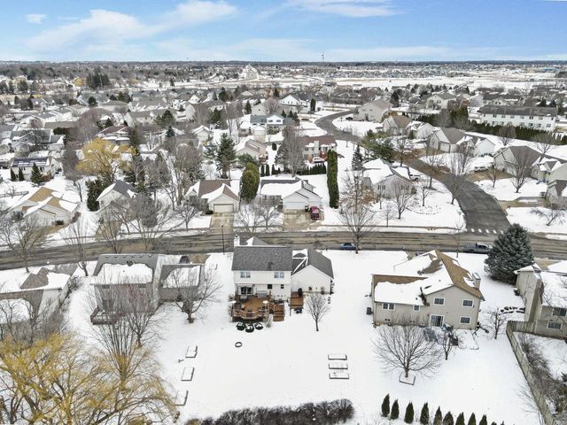 550 N Heatherstone Drive, Sun Prairie, WI 53590