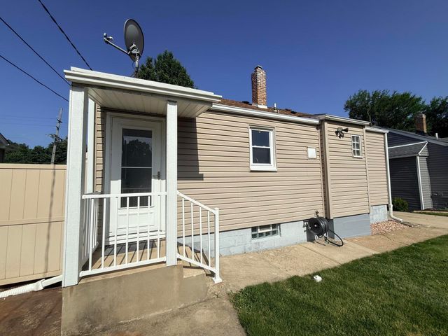 1106 Campbell Street, Valparaiso, IN 46385
