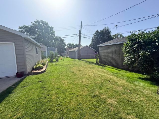 1106 Campbell Street, Valparaiso, IN 46385