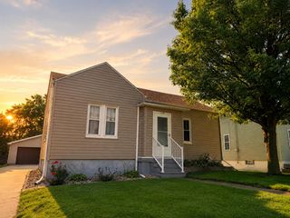 1106 Campbell Street, Valparaiso, IN 46385