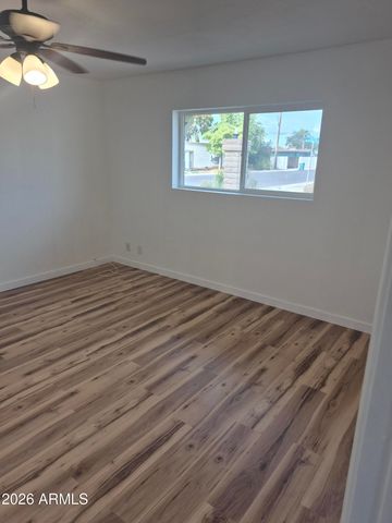 560 N HOBSON Plaza, Mesa, AZ 85203