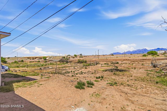 3201 Oak Street, Las Cruces, NM 88005