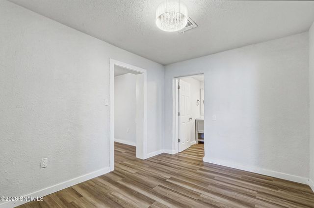 3201 Oak Street, Las Cruces, NM 88005