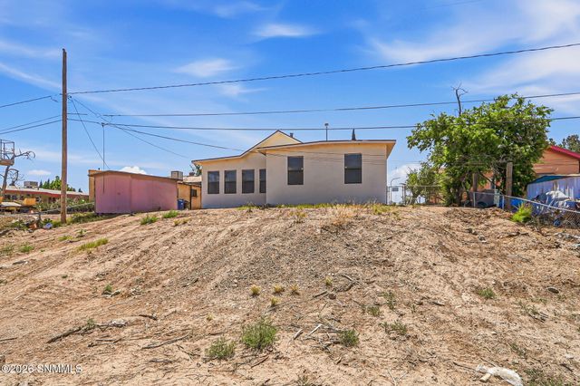 3201 Oak Street, Las Cruces, NM 88005