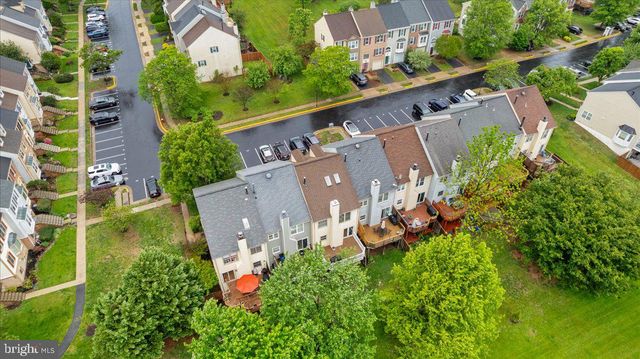43576 BLACKSMITH SQ, Ashburn, VA 20147