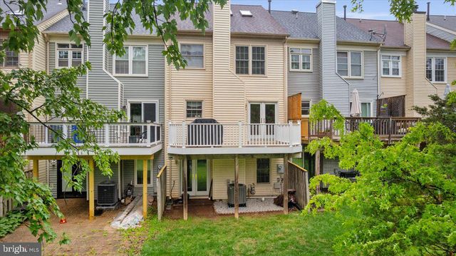 43576 BLACKSMITH SQ, Ashburn, VA 20147