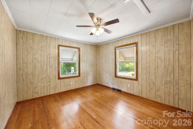1302 W Gold Street Extension, Kings Mountain, NC 28086