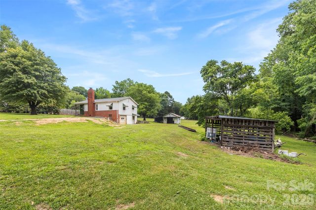 1302 W Gold Street Extension, Kings Mountain, NC 28086