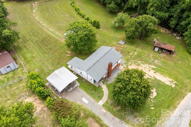 1302 W Gold Street Extension, Kings Mountain, NC 28086