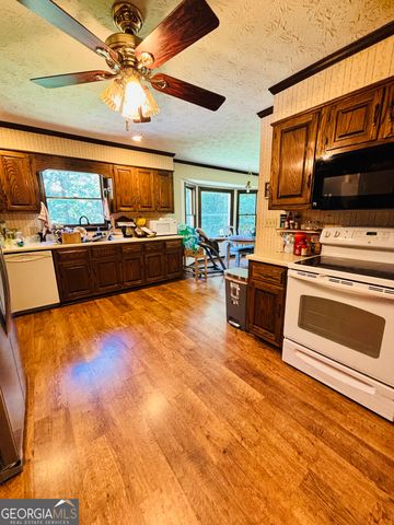 110 Saxon Woods Drive, Athens, GA 30607