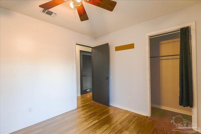 1551 Sunny Ridge Ln, Cantonment, FL 32533