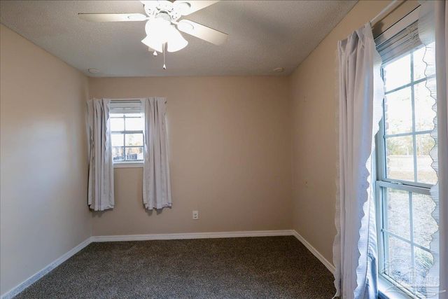 1551 Sunny Ridge Ln, Cantonment, FL 32533