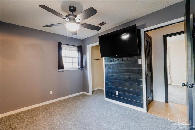 1551 Sunny Ridge Ln, Cantonment, FL 32533