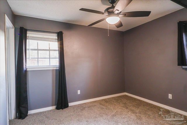 1551 Sunny Ridge Ln, Cantonment, FL 32533