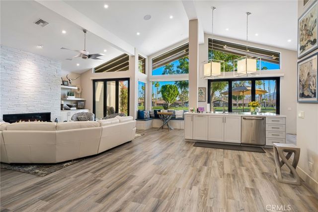 387 Red River, Palm Desert, CA 92211