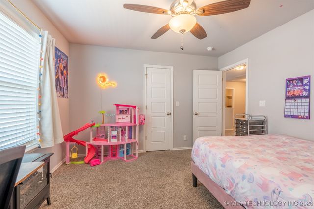 8897 S 256th East Place, Broken Arrow, OK 74014