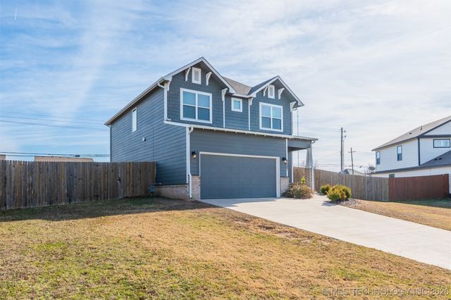 8897 S 256th East Place, Broken Arrow, OK 74014