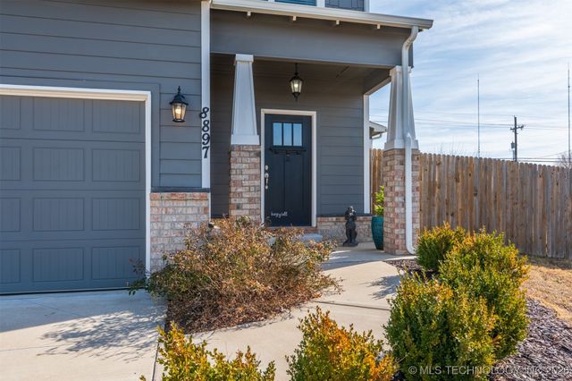 8897 S 256th East Place, Broken Arrow, OK 74014