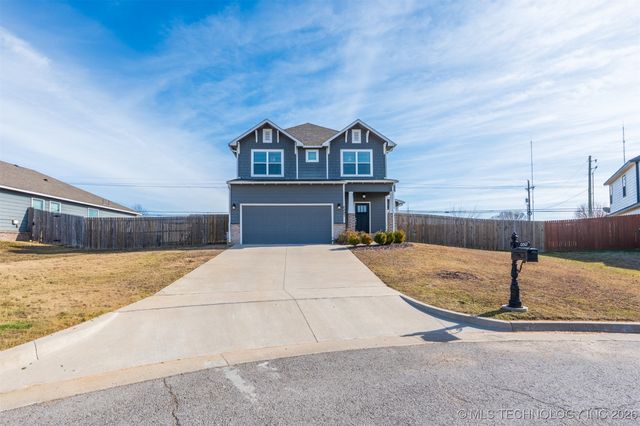 8897 S 256th East Place, Broken Arrow, OK 74014